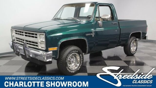CLEAN, V8, 4SPD, COLD A/C, PWR STEER/ BRAKE, NICE BOD, RUNS/DRIVES GR8, SHARP! 1984 Chevrolet Other Pickups 4x4 Custom Deluxe
