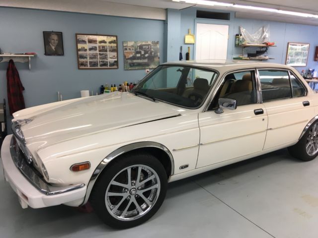 1989 Jaguar XJ6 - photo 2
