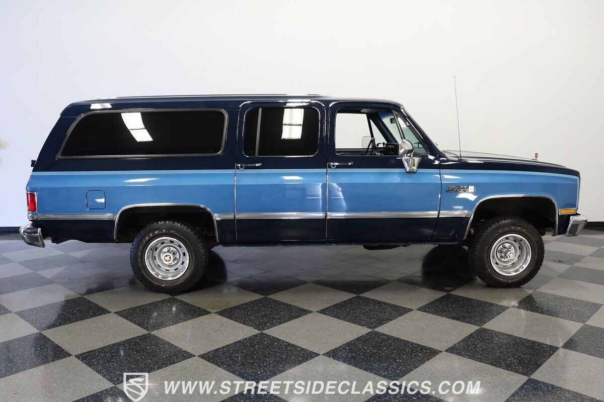 1988 GMC Suburban V1500 Sierra Classic 4x4 - photo 12