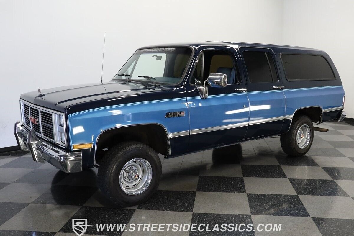 1988 GMC Suburban V1500 Sierra Classic 4x4 - photo 5