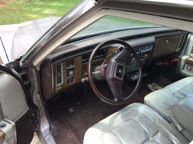 1984 Cadillac Fleetwood - photo 9