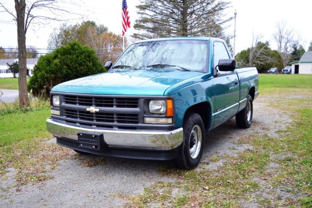 Clear Title Cheyenne w/ 76k Miles, Original Paint, Keys, AC, Power Steering 1994 Chevrolet C/K Pickup 1500
