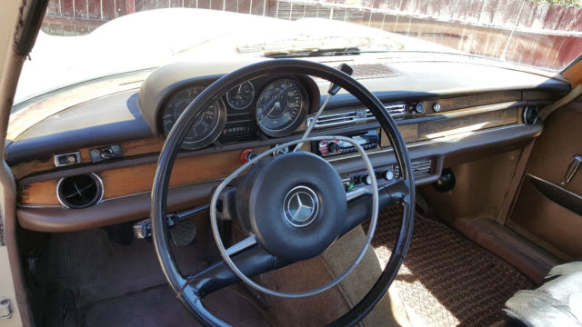 1968 Mercedes-Benz 200-Series - photo 10