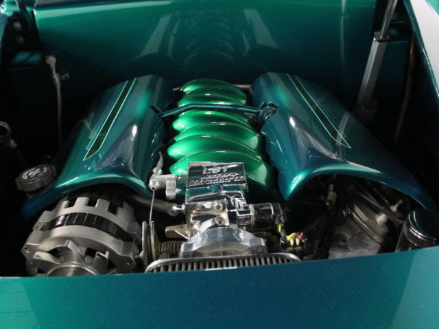 1937 Ford Cabriolet - photo 4