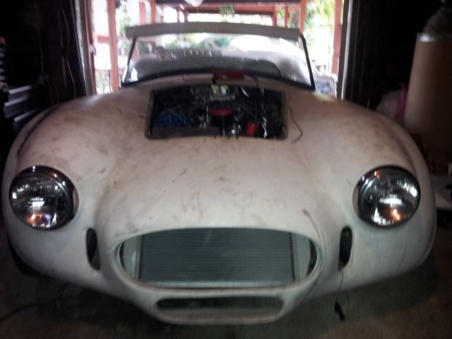 COBRA KIT CAR UNFINISH / START RIGHT UP 1965 Replica/Kit Makes cobra kit