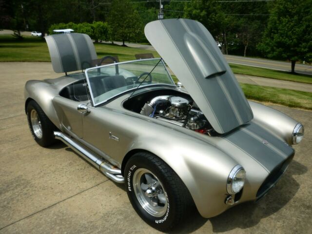 1966 Shelby Cobra Factory 5 - photo 11
