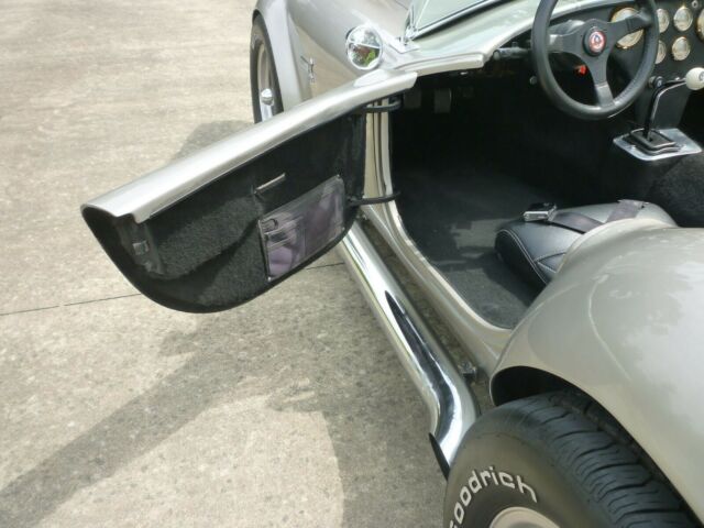 1966 Shelby Cobra Factory 5 - photo 6