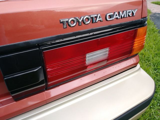 1984 Toyota Camry LE - photo 8