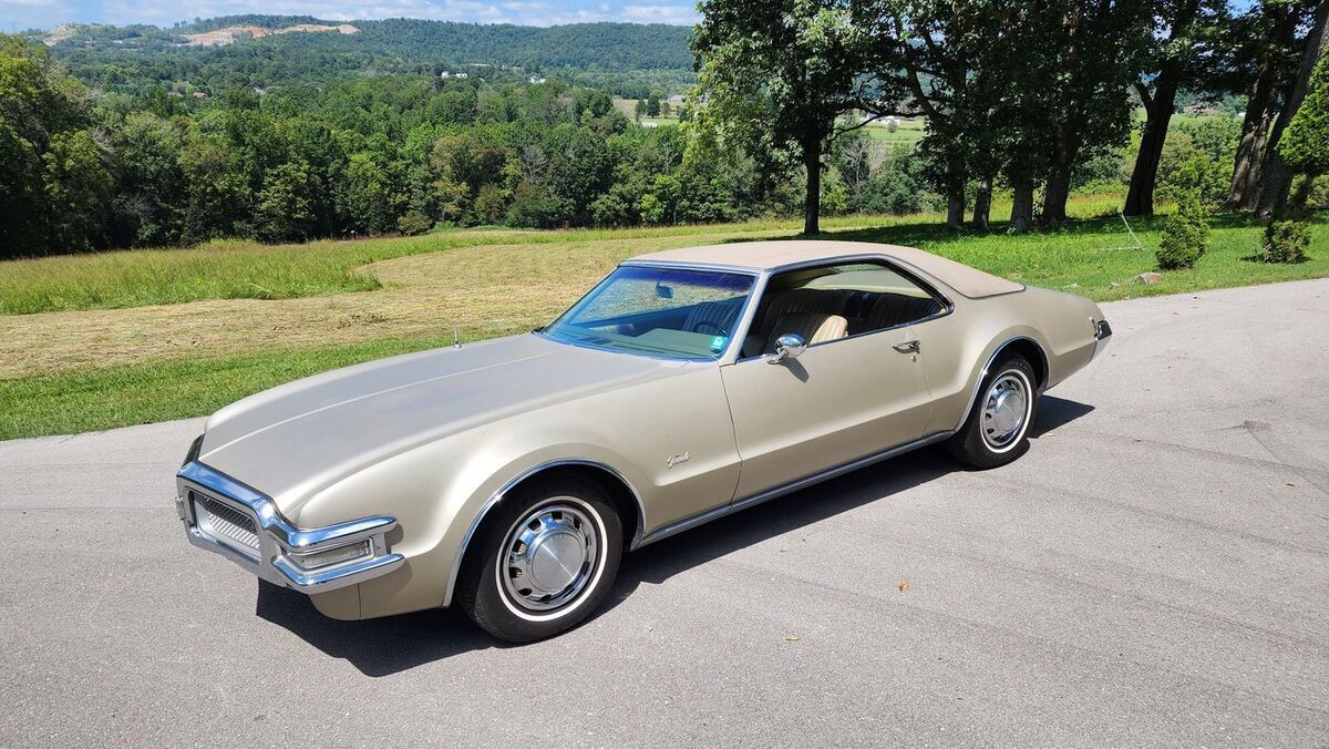 1968 Oldsmobile Toronado - Awesome Survivor! - photo 13
