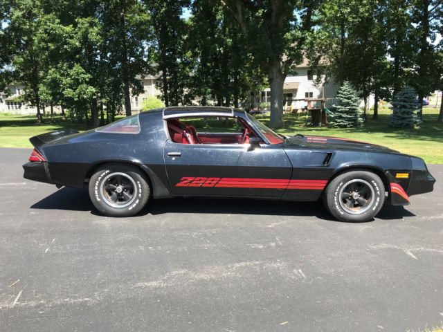 1980 Chevrolet Camaro Z28 - photo 3