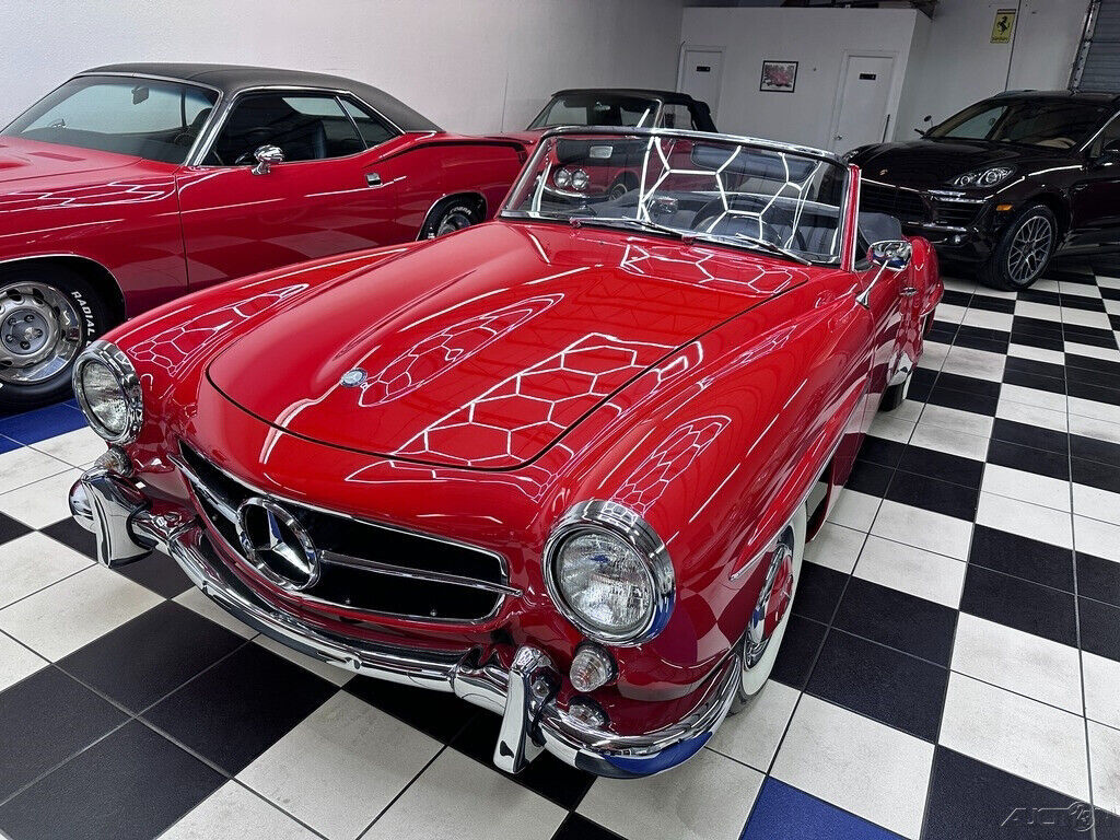 1961 Mercedes-Benz SL-Class NICELY RESTORED - BOTH TOPS - STUNNING! - photo 11