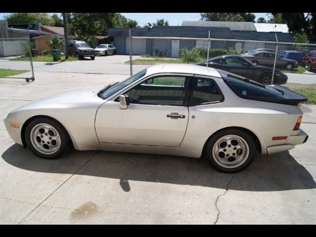 1986 Porsche 944 Turbo - photo 3