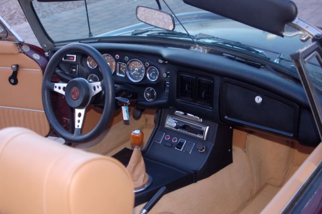 1973 MG MGB Roadster - photo 7