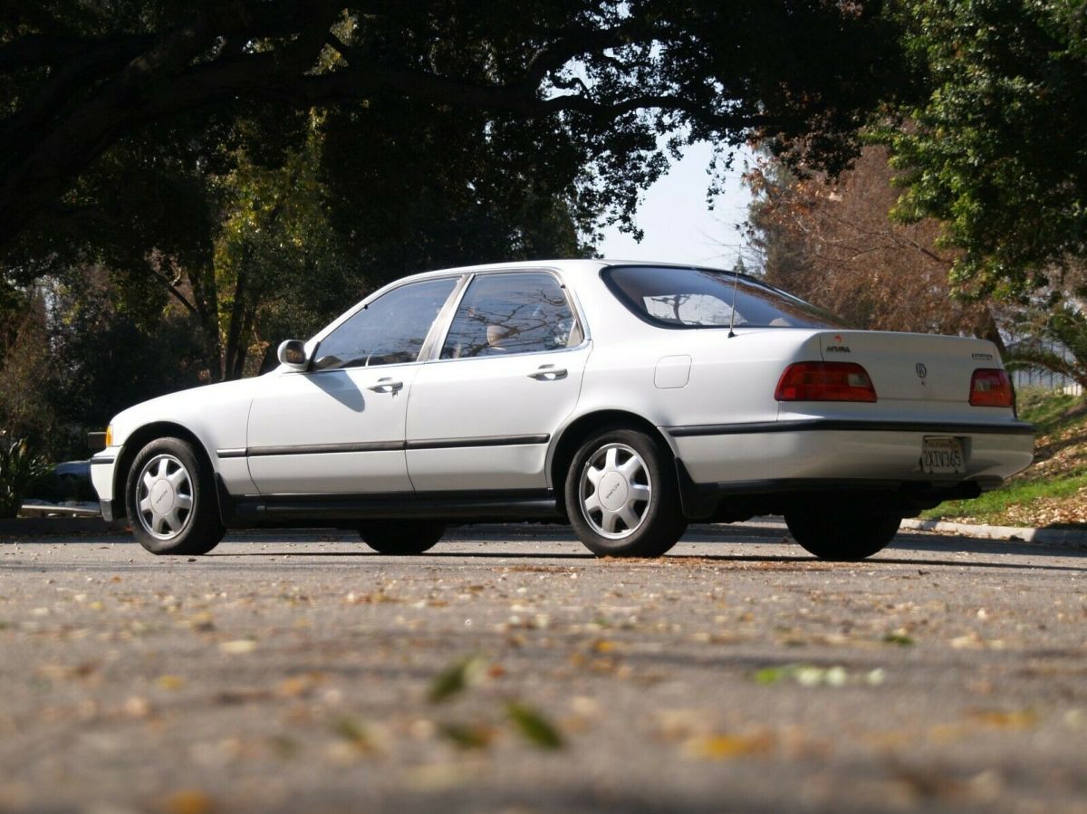 1991 Acura Legend California Car No Rust Low Miles Family Owned - photo 2