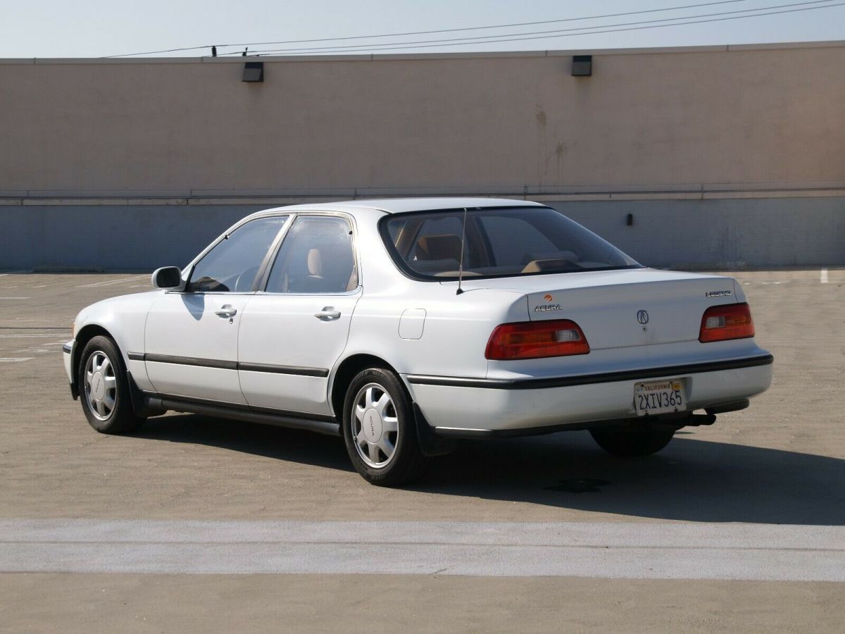 1991 Acura Legend California Car No Rust Low Miles Family Owned - photo 4