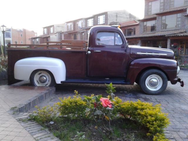 Collection Car Ford F-3 1951 Original, motor V8 four speed transmission original 1951 Ford F-3 Pick-up