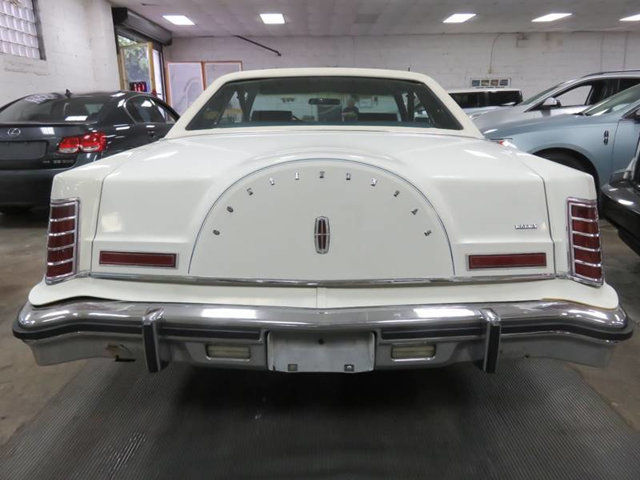 1979 Lincoln Continental MARK V / 6.6L V8 - photo 11