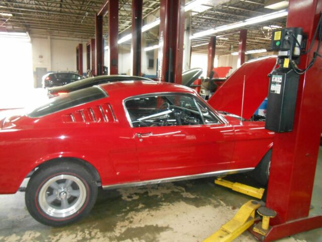 1965 Ford Mustang 2+2 - photo 9