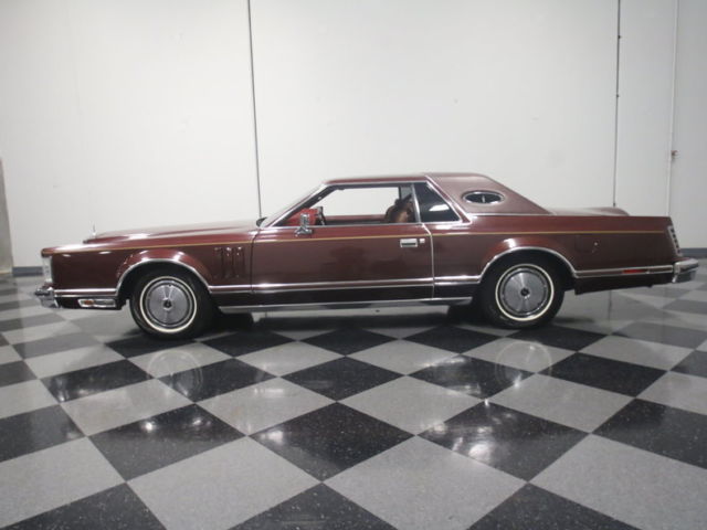 1977 Lincoln Continental - photo 2