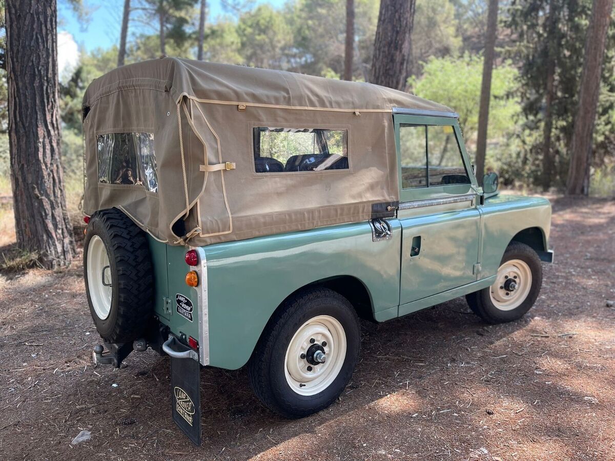 1975 Land Rover Defender - photo 2