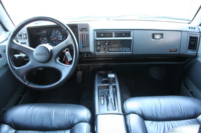 1993 GMC Typhoon black - photo 12