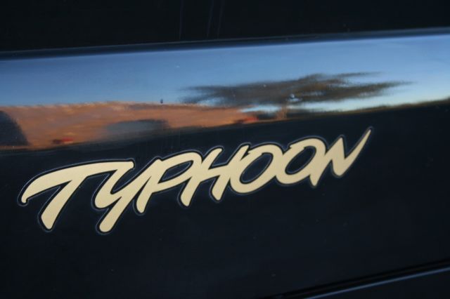 1993 GMC Typhoon black - photo 9