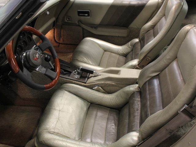 1982 Chevrolet Corvette - photo 3