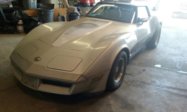 1982 Chevrolet Corvette - photo 2