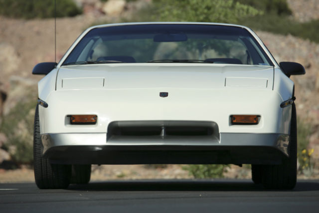 1985 Pontiac Fiero MINT GT 4 SPD WS6 PERFORMANCE ONLY 4,621 MILES - photo 8