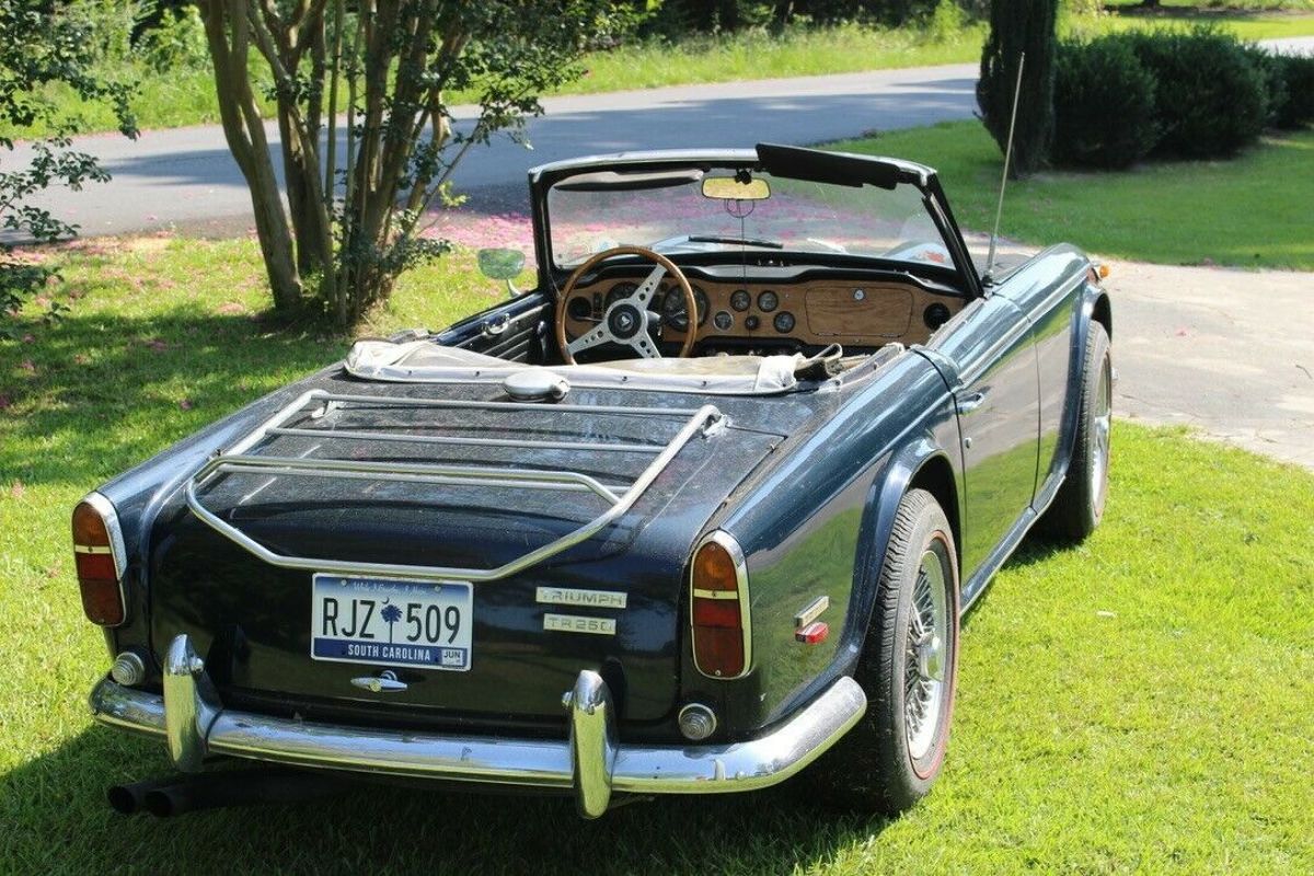 1968 Triumph TR250 - photo 5