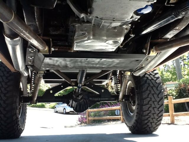 1970 Jeep Commando Custom Built Rock Crawler - photo 8