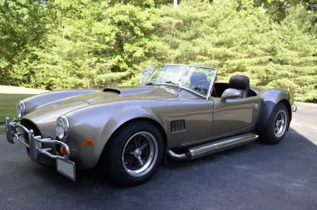 1965 Shelby Cobra Roadster 2 Door - photo 11