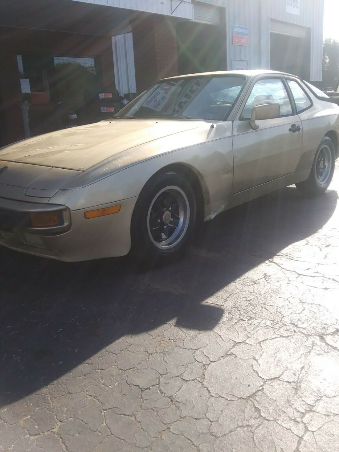 1984 Porsche 944 - photo 2