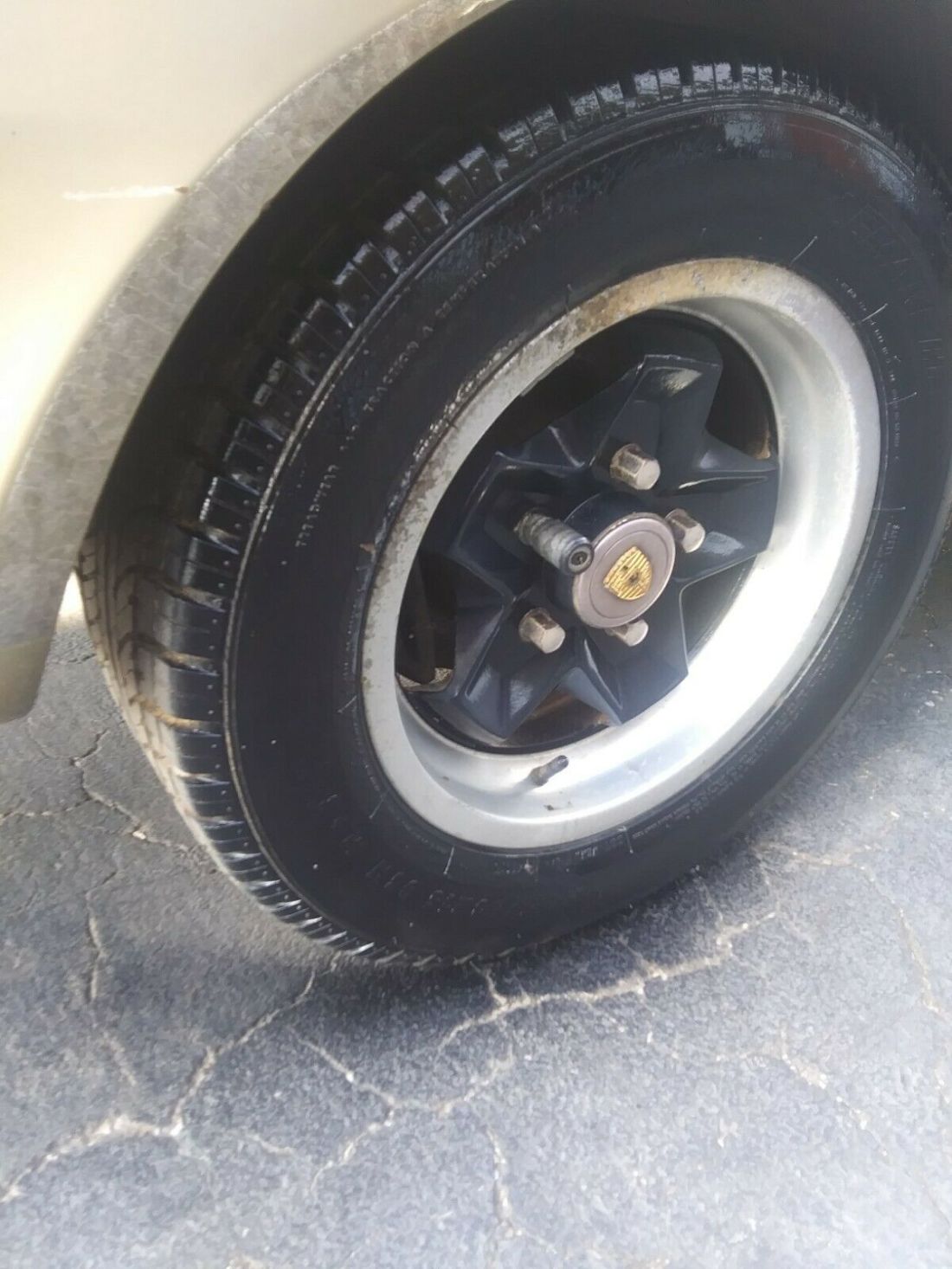 1984 Porsche 944 - photo 9