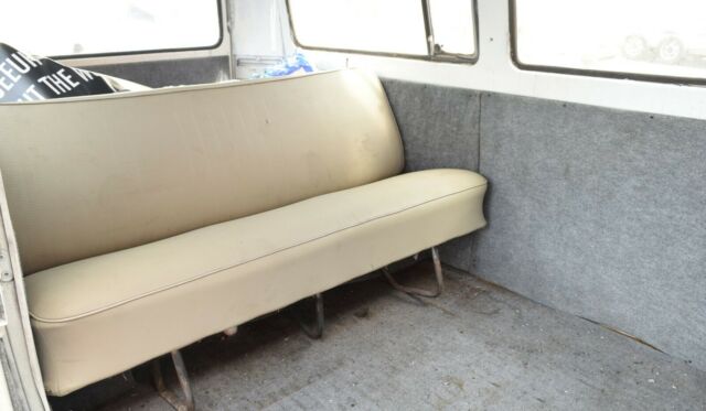 1971 Volkswagen Bus/Vanagon Bay Window - photo 12