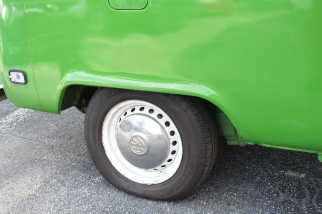 1971 Volkswagen Bus/Vanagon Bay Window - photo 6