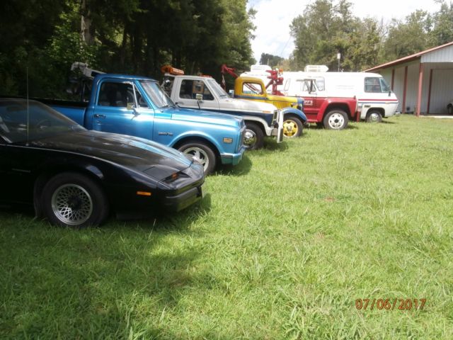 complete collection, 5trucks and cars, 1972 Other Makes