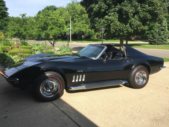 1969 Chevrolet Corvette - photo 2