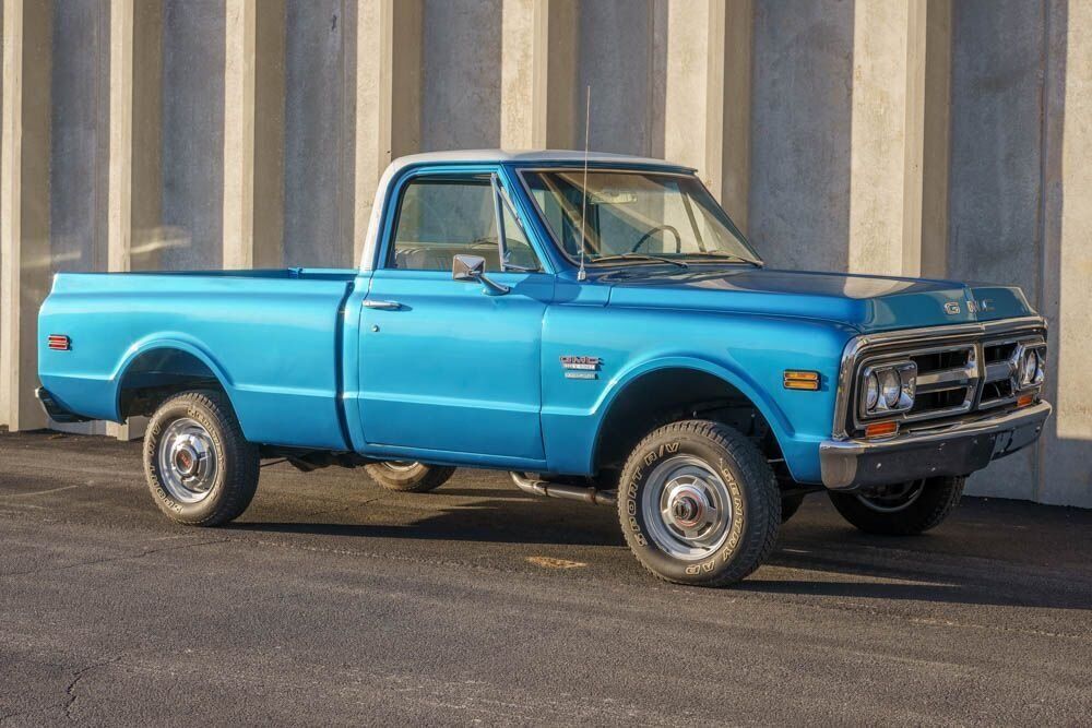 1971 GMC K1500 Half-ton Wideside 4x4 Pickup - photo 3
