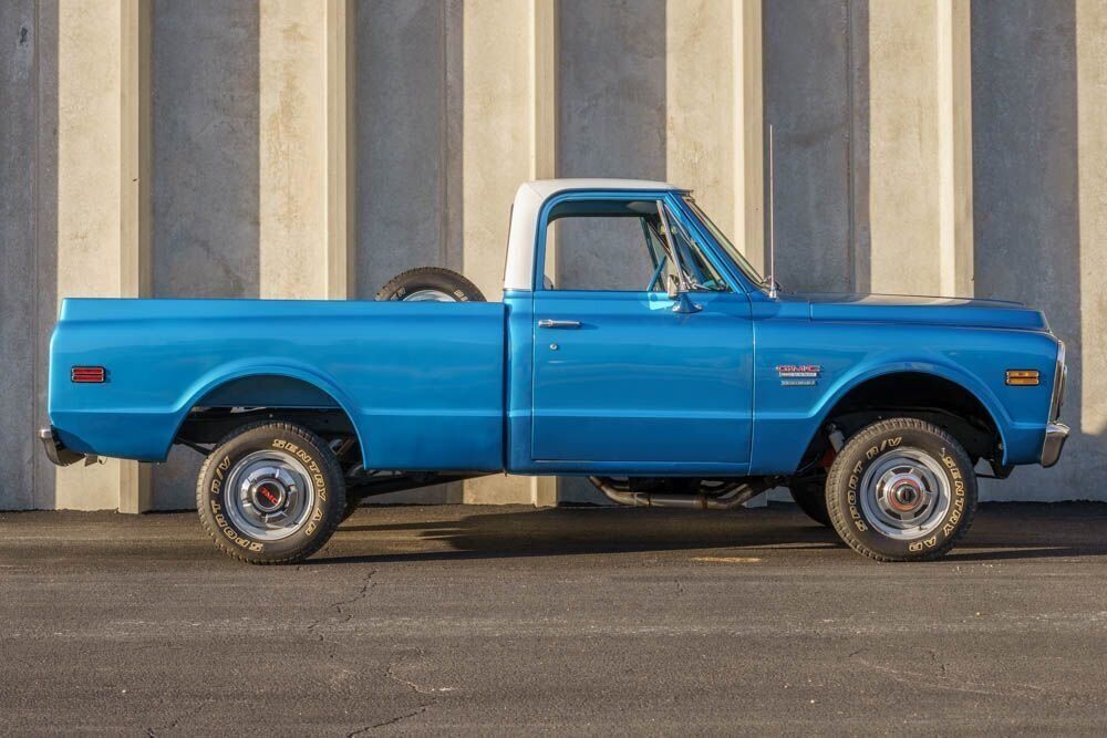 1971 GMC K1500 Half-ton Wideside 4x4 Pickup - photo 4