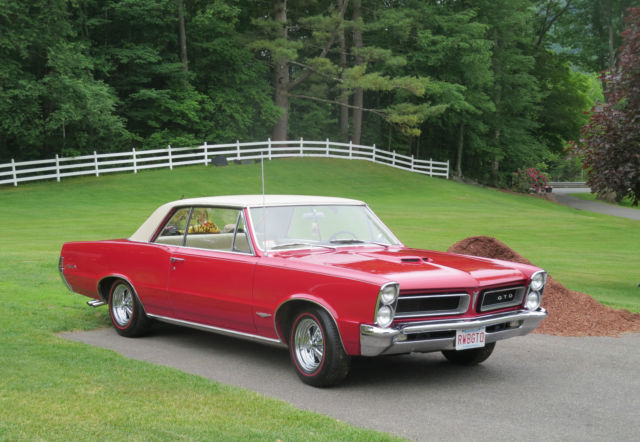 COMPLETELY ORIGINAL!!! 1965 PONTIAC LEMANS GTO HARDTOP COUPE 1965 Pontiac GTO