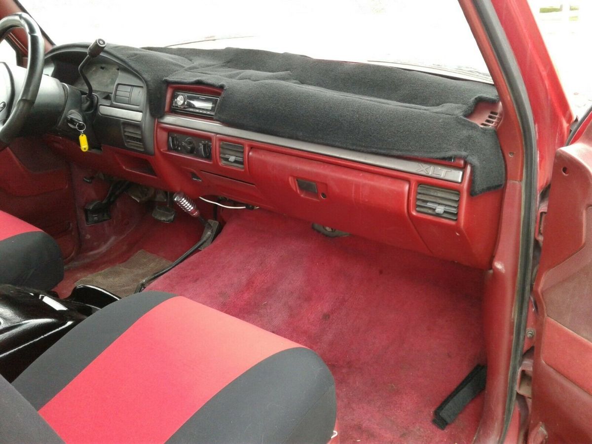 1993 Ford F-150 XLT - photo 13
