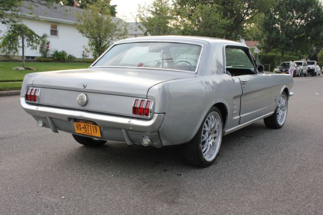 1966 Ford Mustang - photo 3