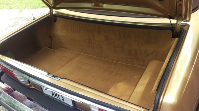 1982 Mercedes-Benz SL-Class Roadster - photo 4
