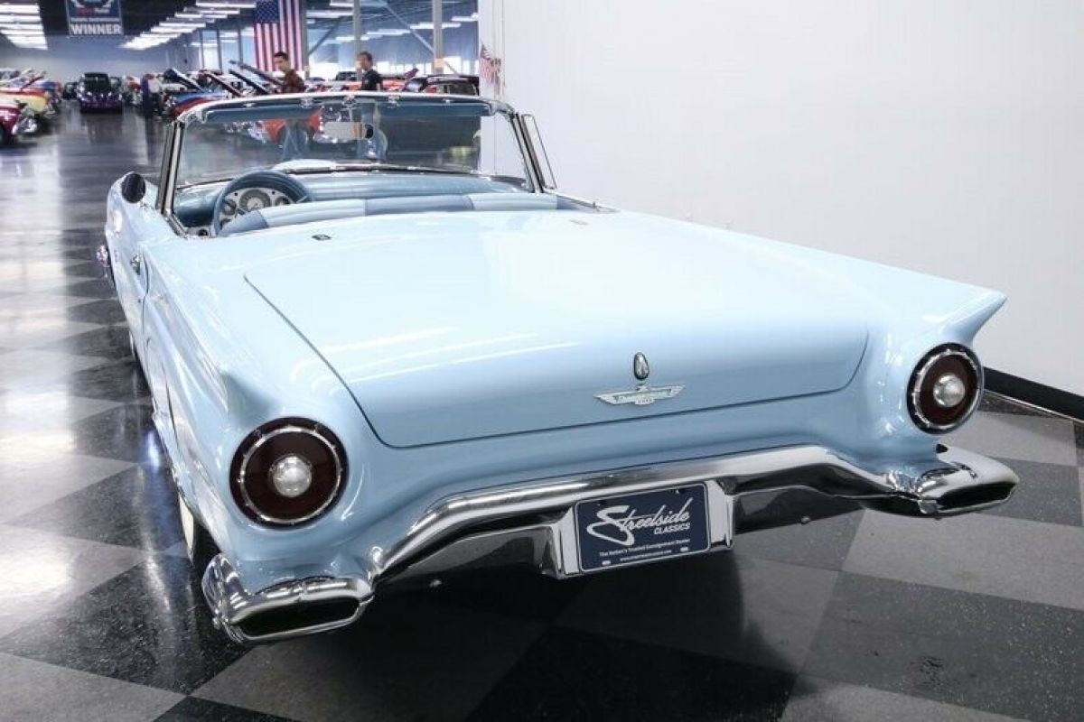 1957 Ford Thunderbird - photo 11