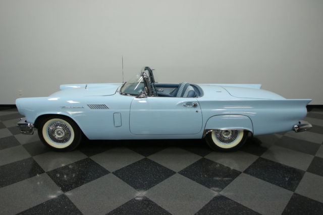1957 Ford Thunderbird - photo 2