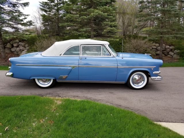 Concourse Restored 1954 Ford Sunliner Crestline Convertible 1954 Ford Crestline Sunliner