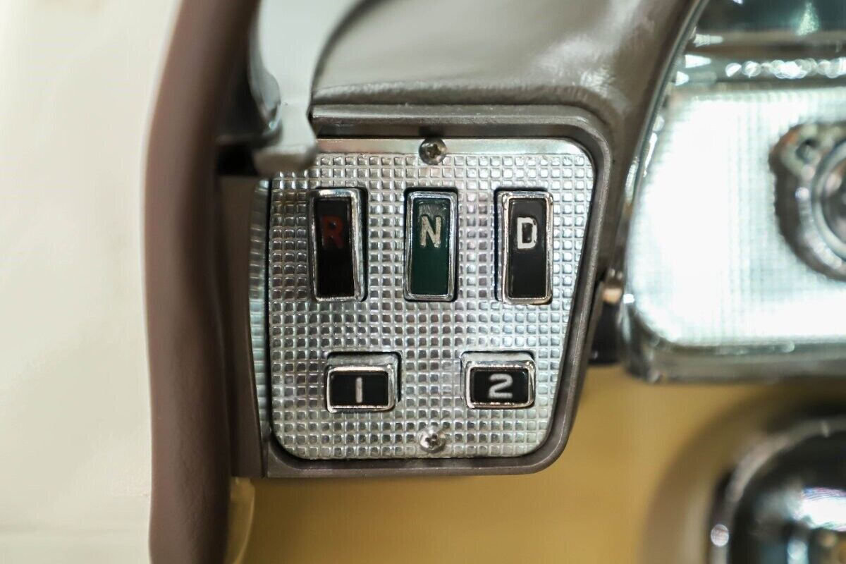 1957 DeSoto Adventurer - photo 4