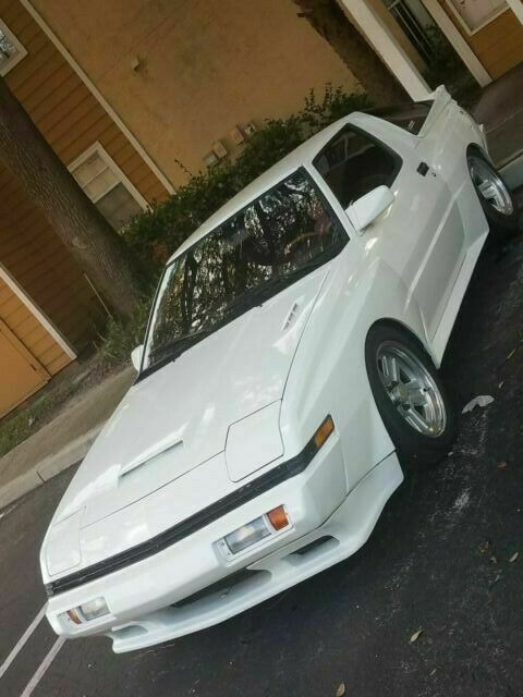CONQUEST TSI TURBO 1987- UNICORN 1987 Chrysler Conquest TSI Turbo