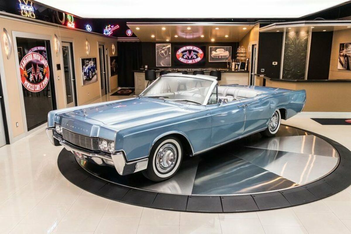 1967 Lincoln Continental Convertible - photo 7